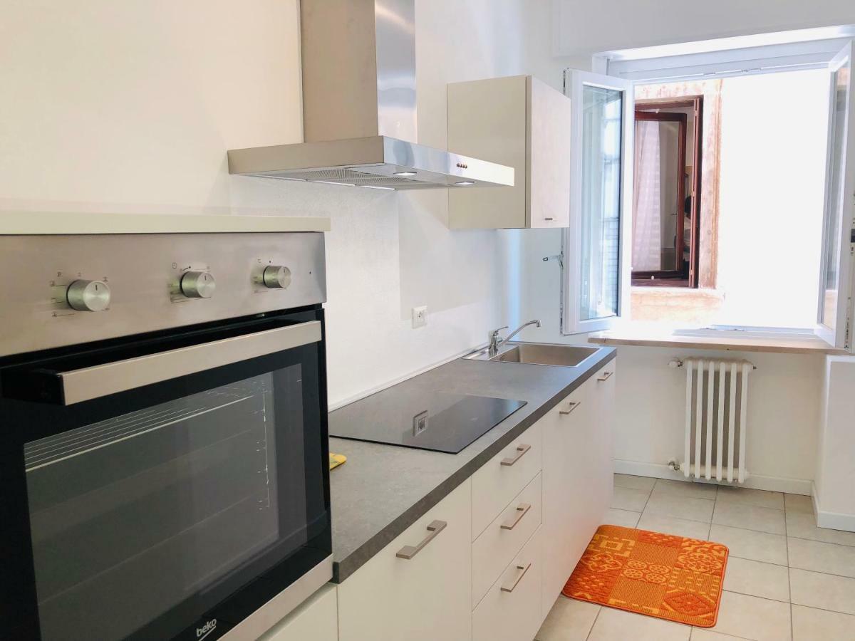 Appartamento Portapalio40 Con Parcheggio Vérone Extérieur photo