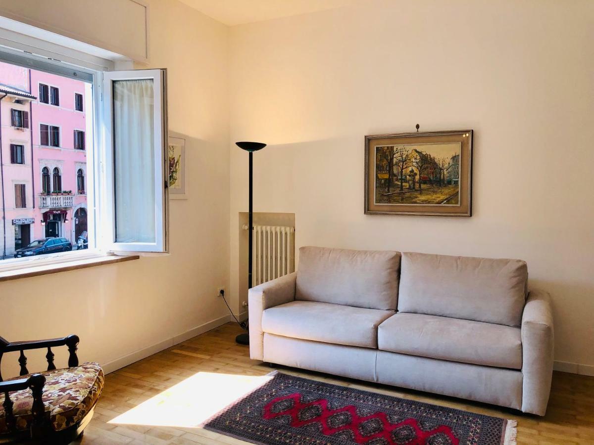 Appartamento Portapalio40 Con Parcheggio Vérone Extérieur photo